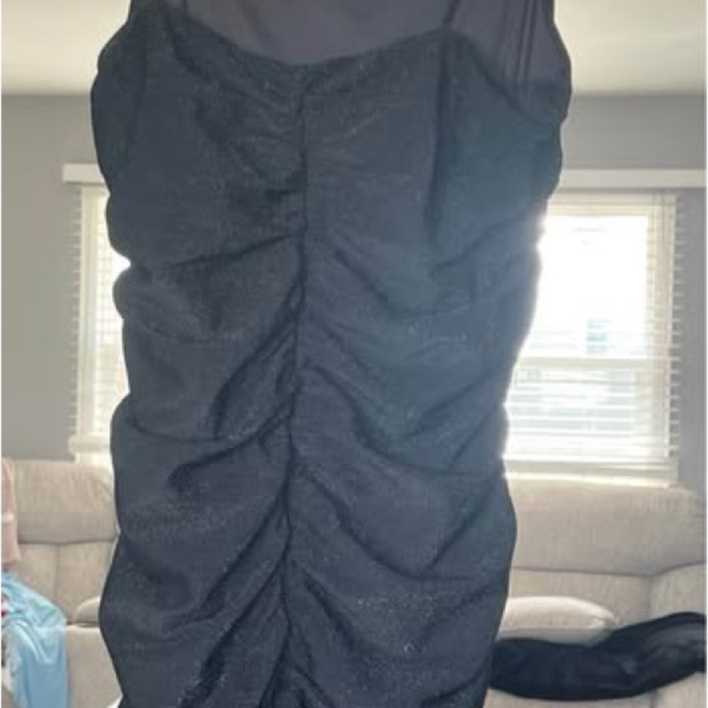 Chic Black Strapless Dress